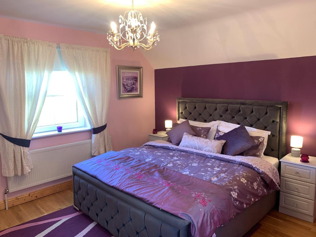 Seascape On The Edge Of Town: 4 Beds All Ensuite. Belmullet Exterior foto