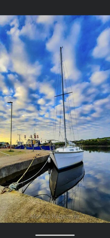 Seascape On The Edge Of Town: 4 Beds All Ensuite. Belmullet Exterior foto